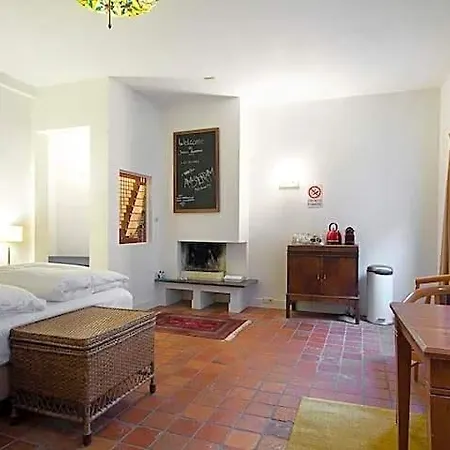 Ground floor Jordaan Apartment-2